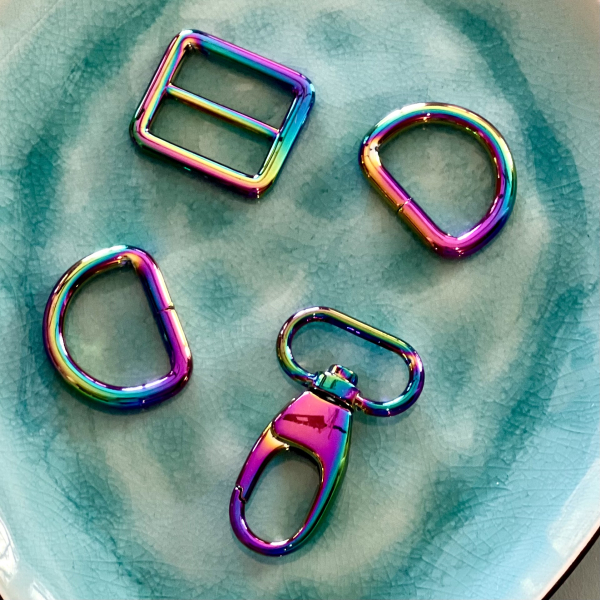 5er Set Taschenzubehör: Karabiner, Versteller, D-Ringe, multicolor