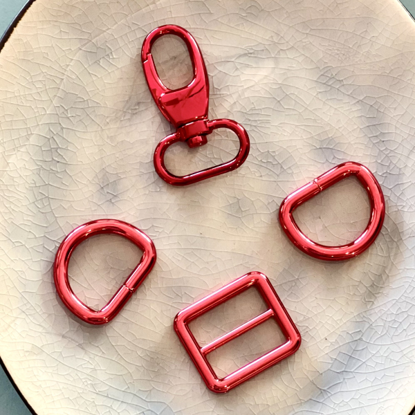 5er Set Taschenzubehör: Karabiner, Versteller, D-Ringe, multicolor